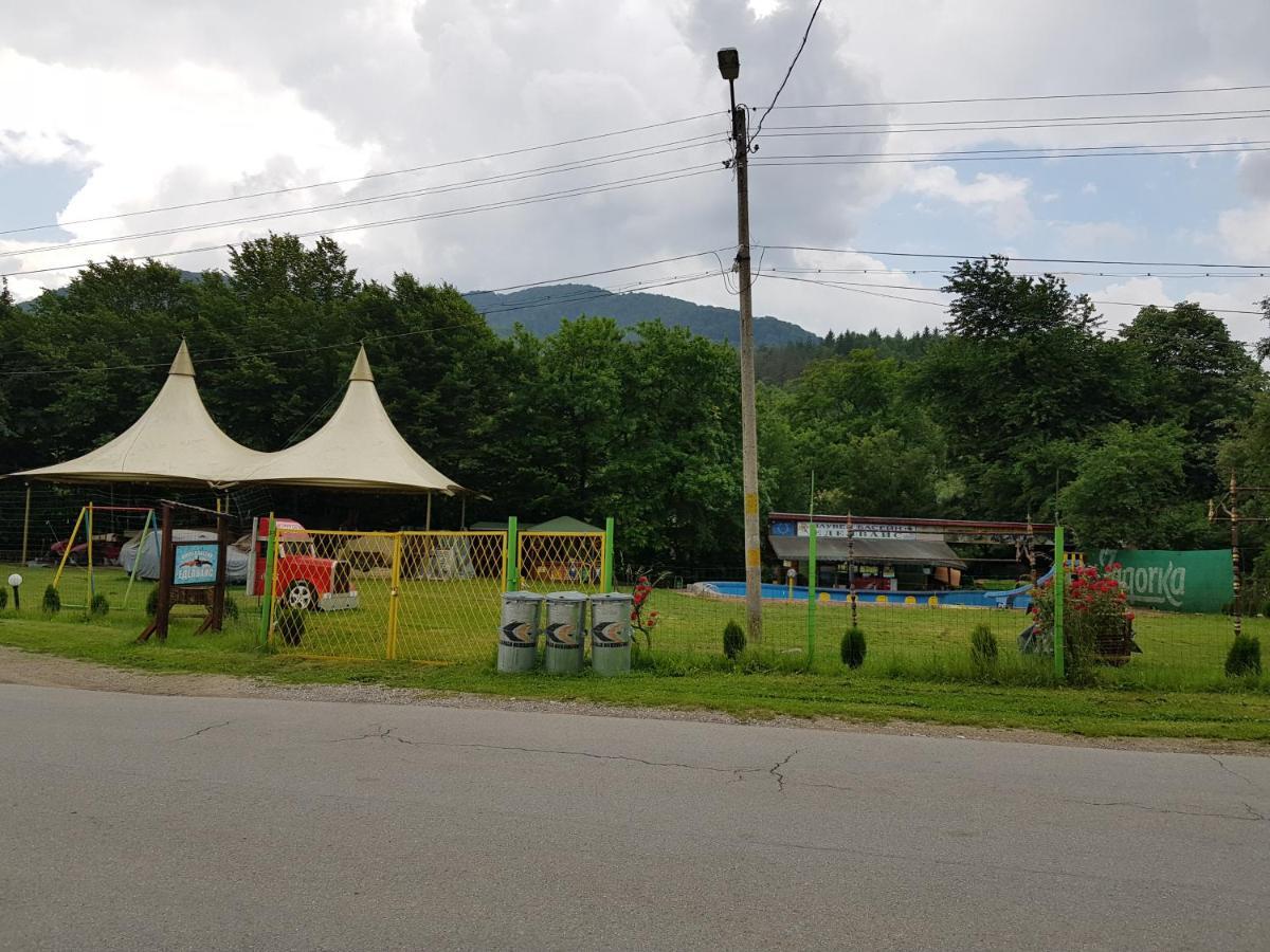 Мечтаната Селска Къща На Реката Със Семейство И Приятели! Ribarica Exterior foto